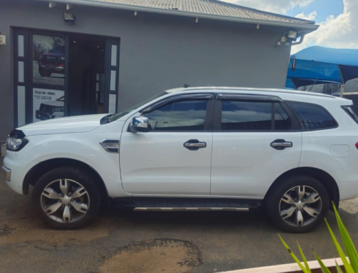 2018 Ford Everest