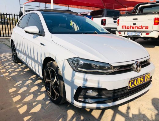 2019 VW Polo TSi 1.0 R-Line: 86000km, FSH, Auto, Petrol, R239,999.