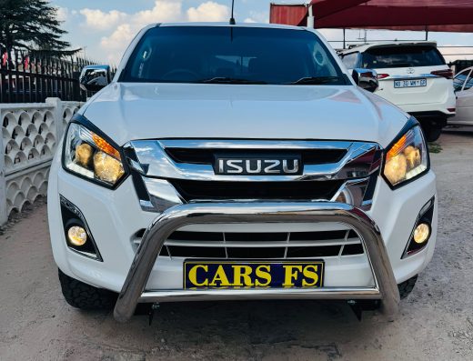 2014 Isuzu KB 300D-Teq D/C LX.
