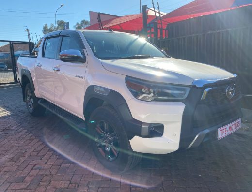 toyota hilux2.8gd6 double cab 4×2