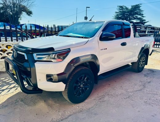 2021 Toyota Hilux 2.8GD-6 E/C Legend: