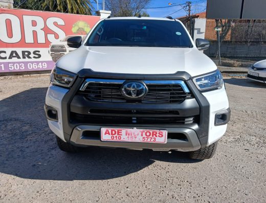 TOYOTA HILUX 2.8 GD-6 4X2 LEGEND DOUBLE CAB