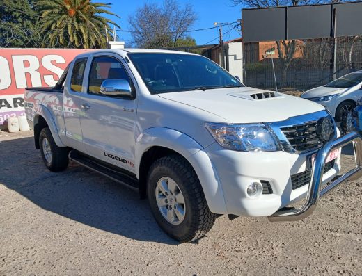 TOYOTA HILUX 3.0 D4D EXTRA CAB LEGEND 45