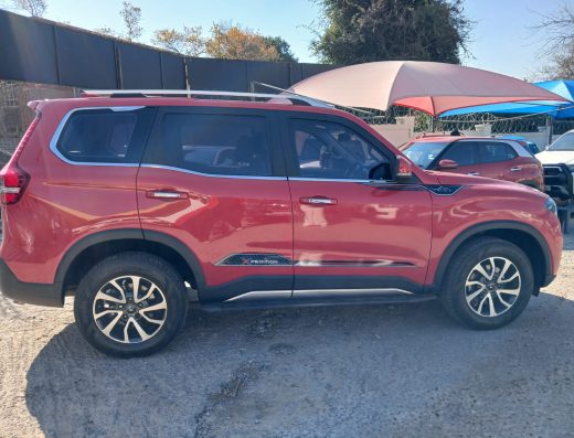 MAHINDRA XUV SCOPIONN 2.0