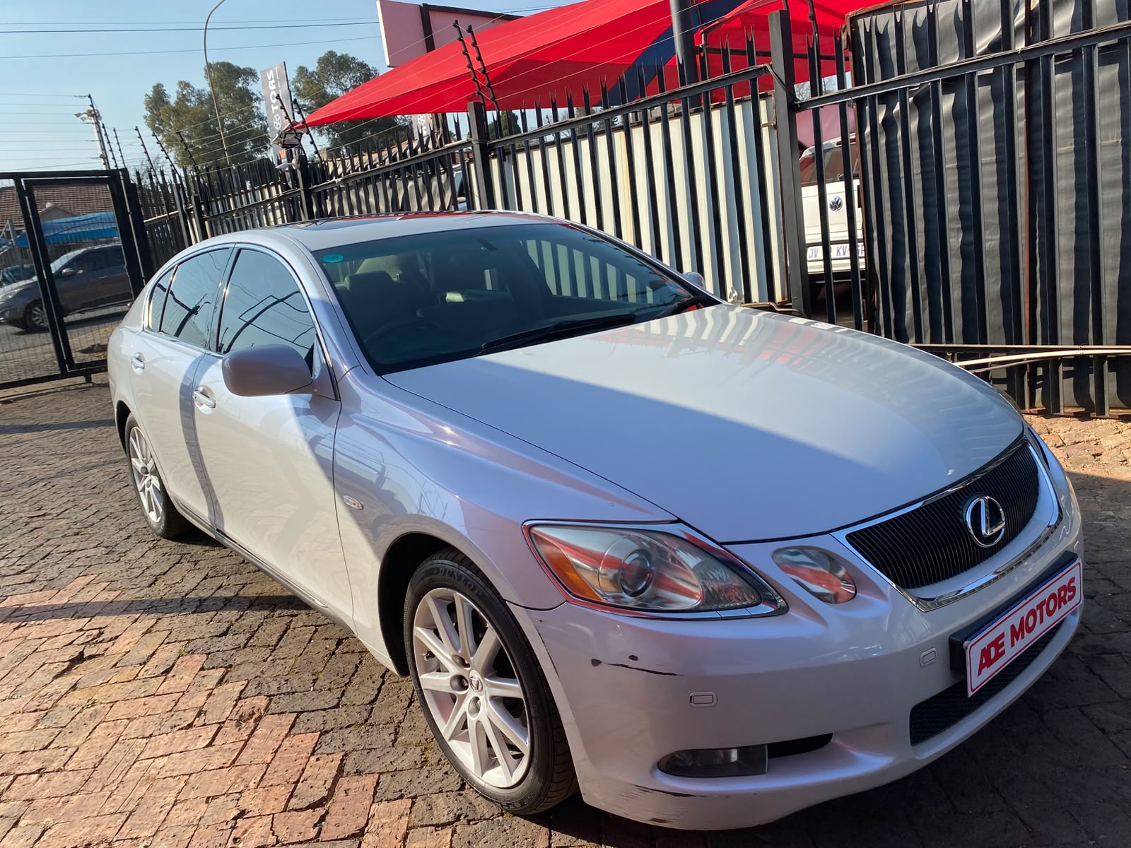 LEXUS V6 GS300
