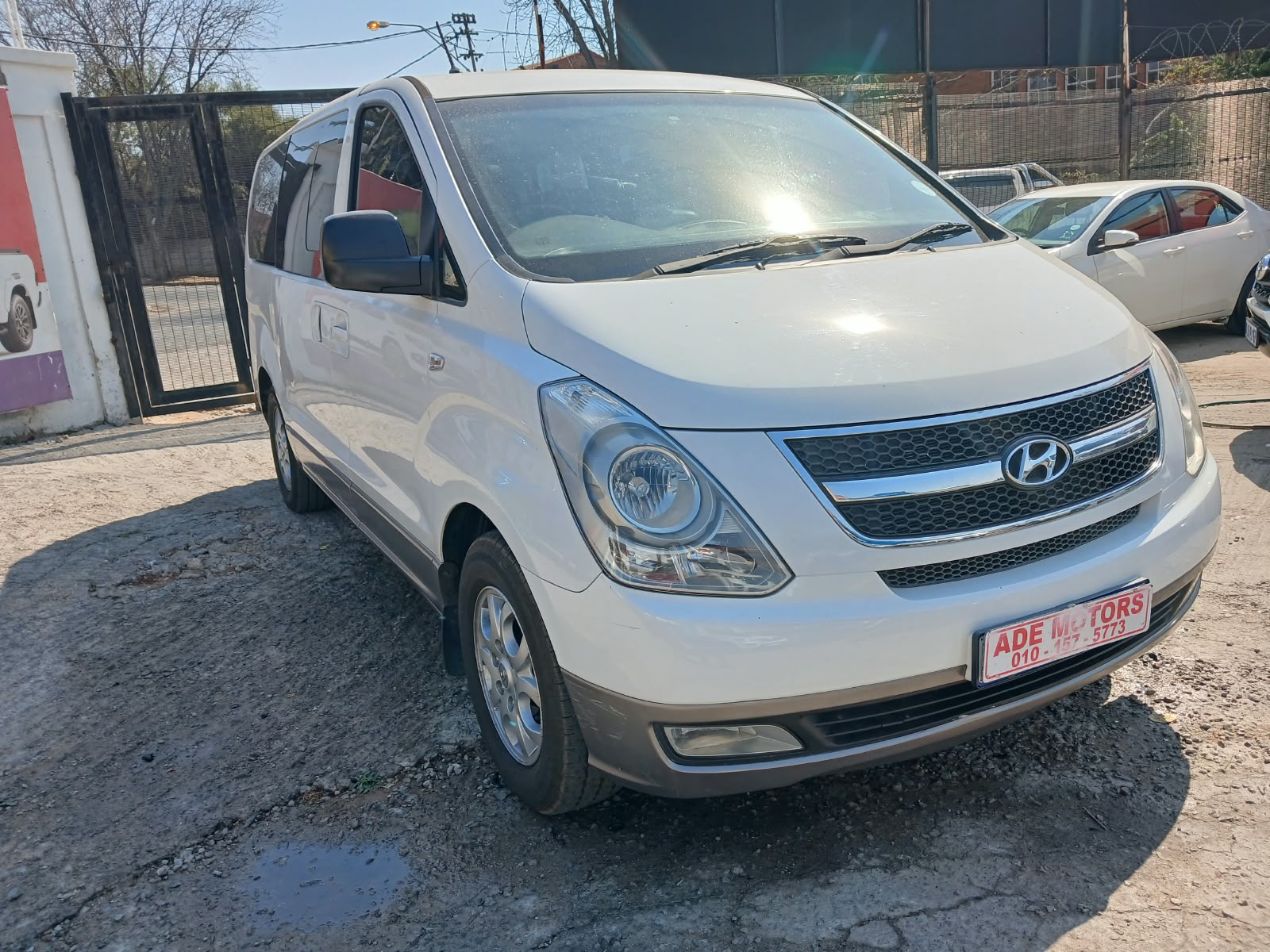 HYUNDAI H 1
