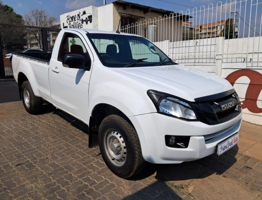 2015 ISUZU KB 300 SINGLE CAB 4×2 MANUAL