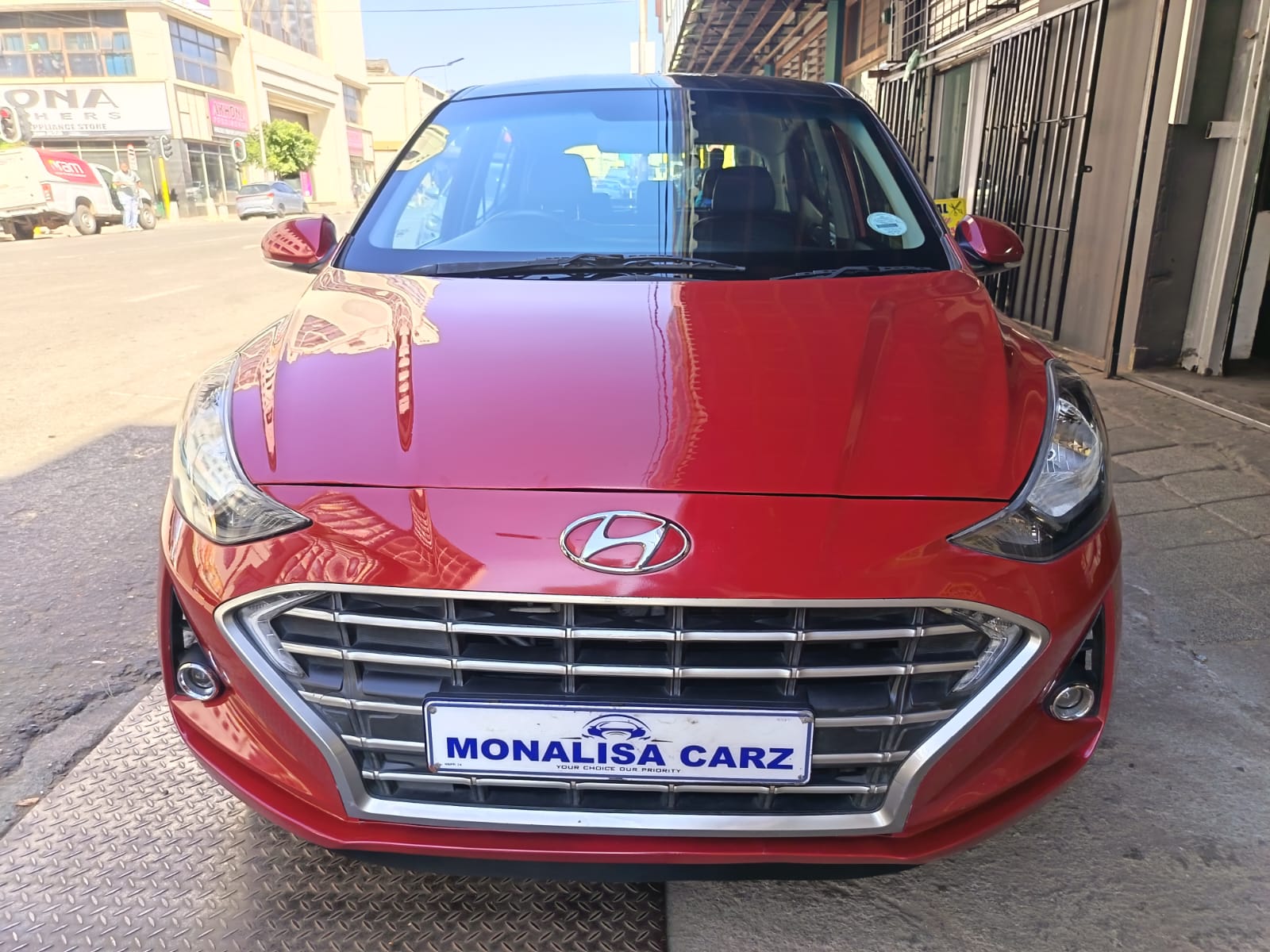 2022 HYUNDAI GRAND i10