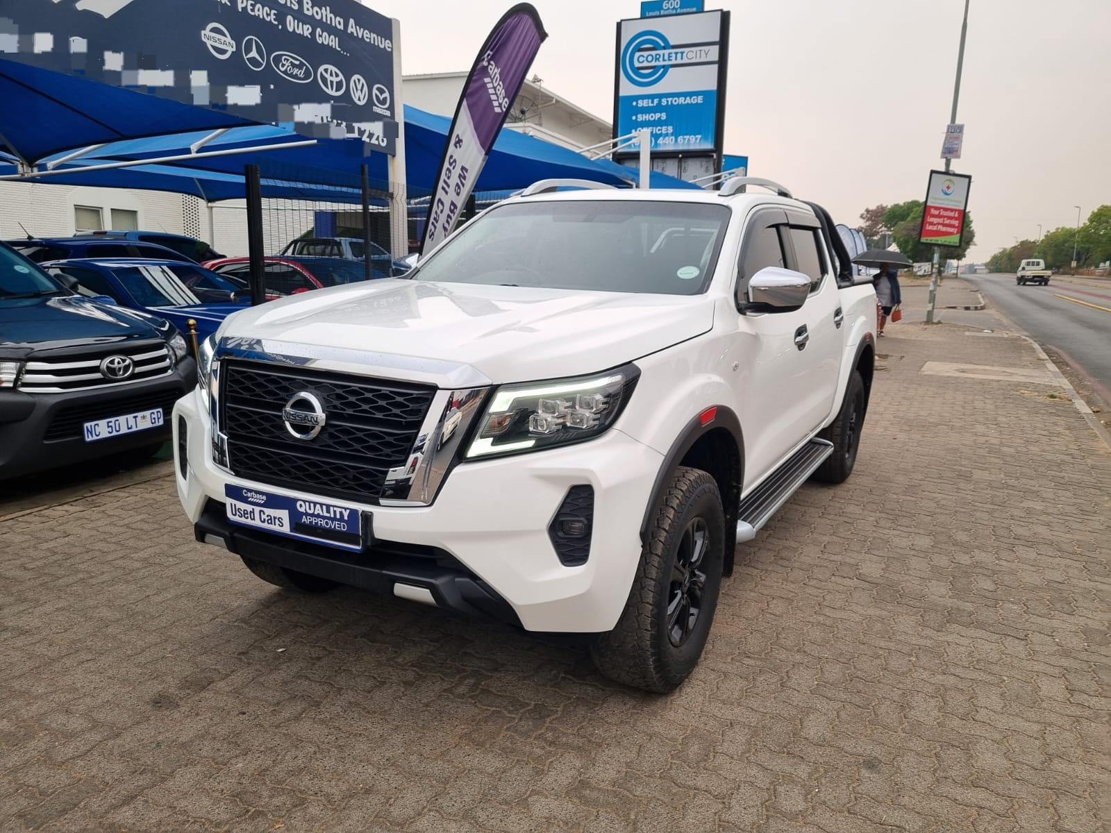 2019 Nissan Navara 2.3D Double Cab LE Auto