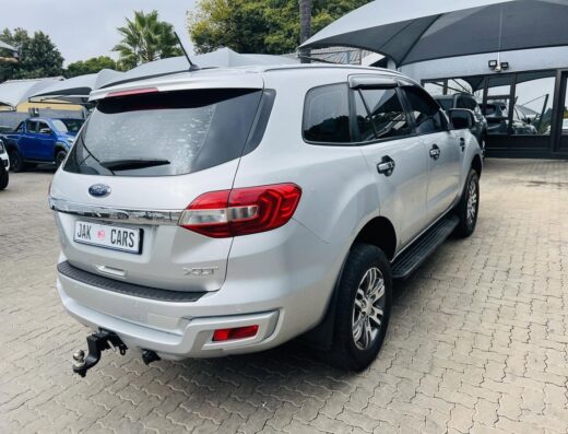 2018 Ford Everest