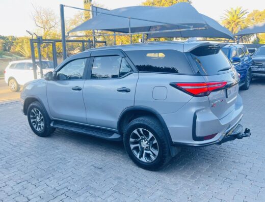 2024 Toyota Fortuner
