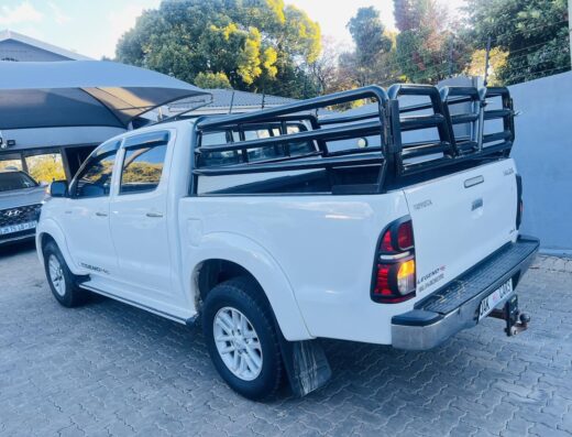 2014Toyota Hilux