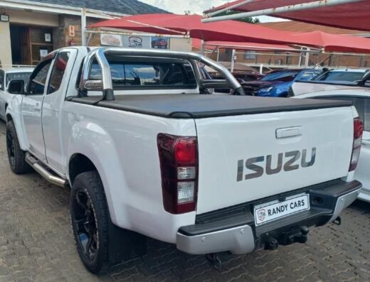 2014 Isuzu KB