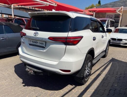 2022 Toyota Fortuner