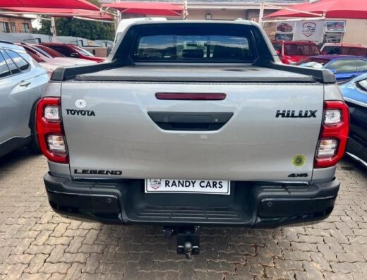 2025 Toyota Hilux
