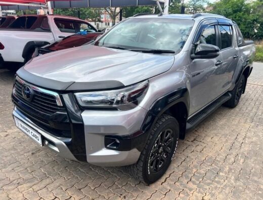 2025 Toyota Hilux