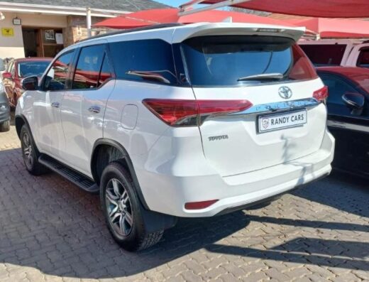 2017 Toyota Fortuner